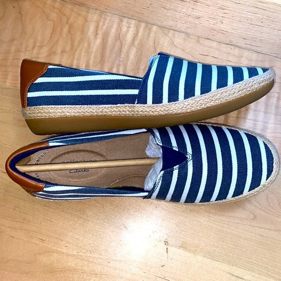 NEW Clarks Navy Striped Canvas Espadrilles Loafers - Picture 5 of 10